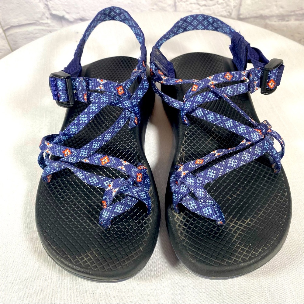 Chacos ZX2 J106108 Classic Toe Loop Strap Wink Navy Blue Sport Sandal Size 8